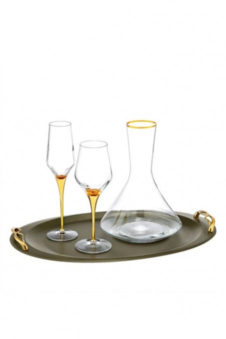 Σετ γάμου-κουμπάρου με χρυσές λεπτομέρειες 