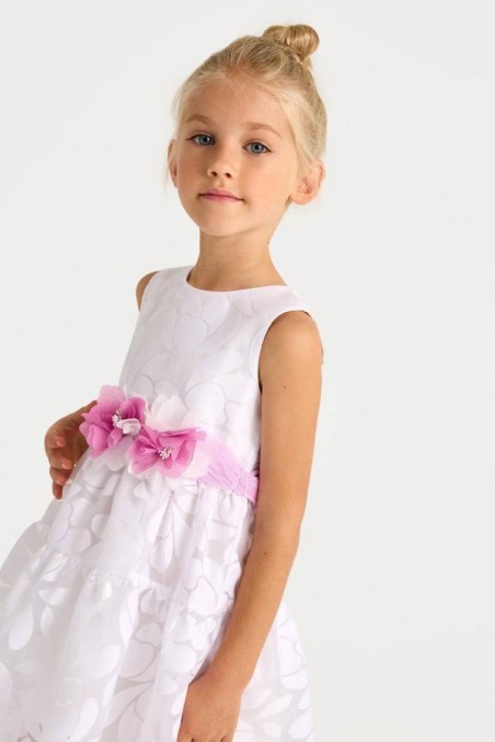 Λευκό φόρεμα με ροζ ζωνάκι με λουλούδια Mayoral 