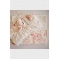 Πακέτο βάπτισης σε boho στυλ με ροζ τριανταφυλλάκια