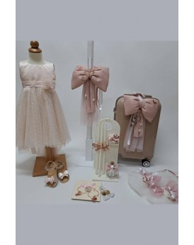 Πακέτο βάπτισης σε nude αποχρώσεις με μονόγραμμα 