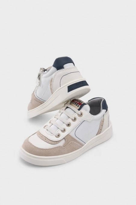 Sneaker λευκό με λεπτομέρειες μπεζ και μπλε Mayoral 