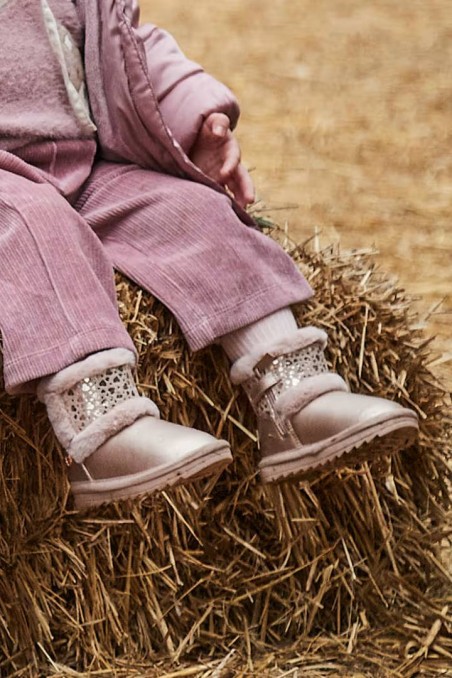 Μποτάκια για μωρό ροζ Mayoral